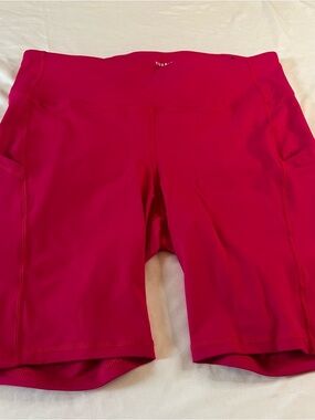 Torrid Active Bike Shorts Size 2 Pink 9” Inseam High Rise Pockets
